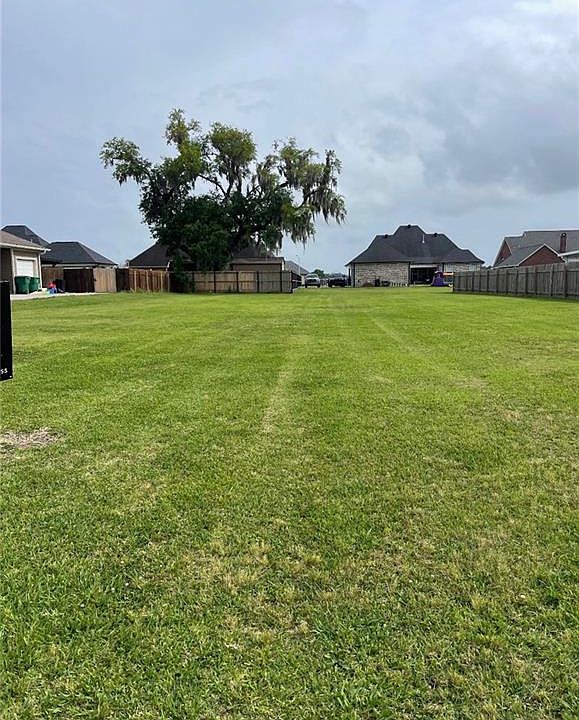 1st image of 324 Luke Dr
