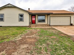 4118 S Oakwood Rd, Enid, OK 73703
