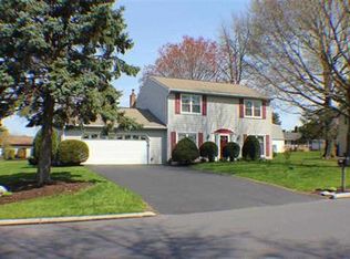 1139 E Maple St, Palmyra, PA 17078