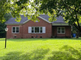 205 Watson Ln, Elm City, NC 27822