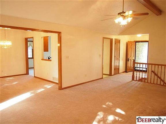 5th image of 410 Black Forest Dr