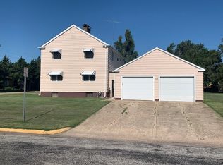404 31st St, Wilson, KS 67490