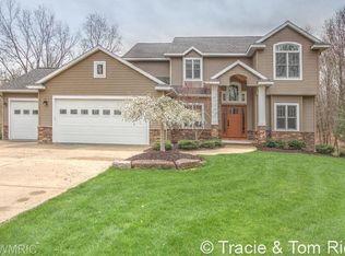 10980 Sandy Oak Trl, Cedar Springs, MI 49319