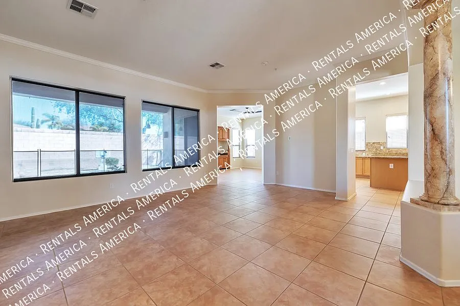 Beautiful one story home in Pinnacle Reserve with a pool! — Photo 3