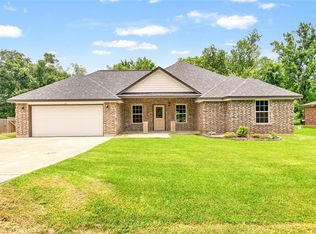 26 Nelson Ct, Jones Creek, TX 77541