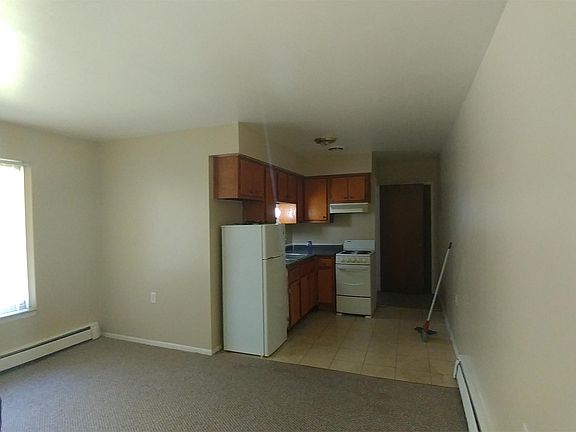 2nd image of 15811 Harper Ave APT 12