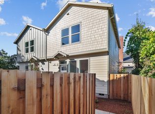 8627 SE Washington St, Portland, OR 97216