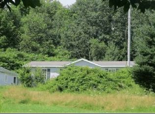 63 Stetson Rd W, Levant, ME 04456