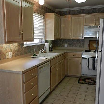 2nd image of 2703 Woodhaven Ct