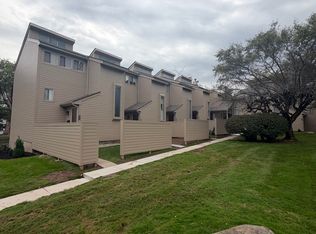 207 Spring St UNIT 207, Wethersfield, CT 06109