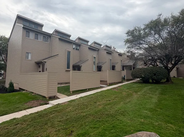 207 Spring St Unit 207, Wethersfield, CT 06109