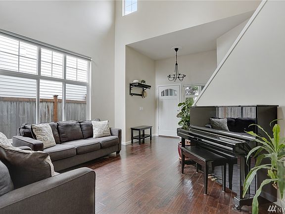 4th image of 1938 62nd St SE