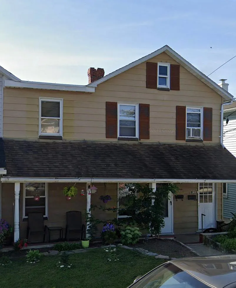 2 bed, 972 sqft, $1,500 — Photo 1