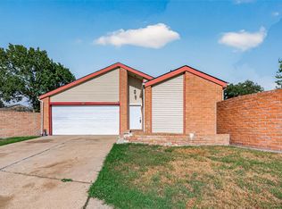 8711 Belle Glen Dr, Houston, TX 77099