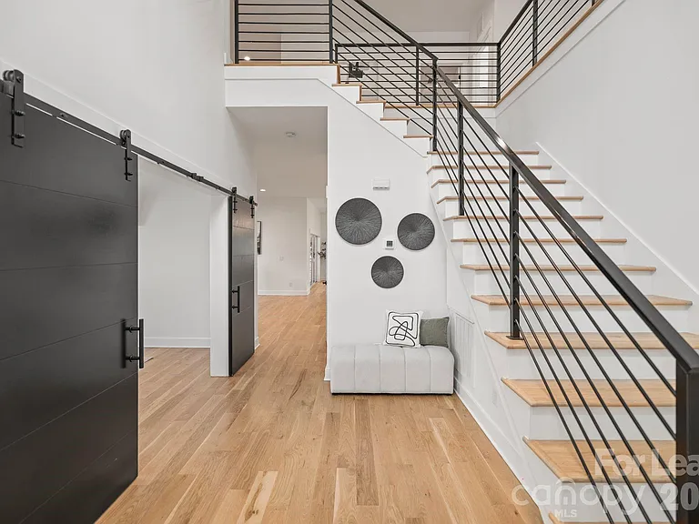 3008 Holt St — Photo 3