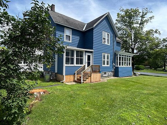 2nd image of 345 N Perry St