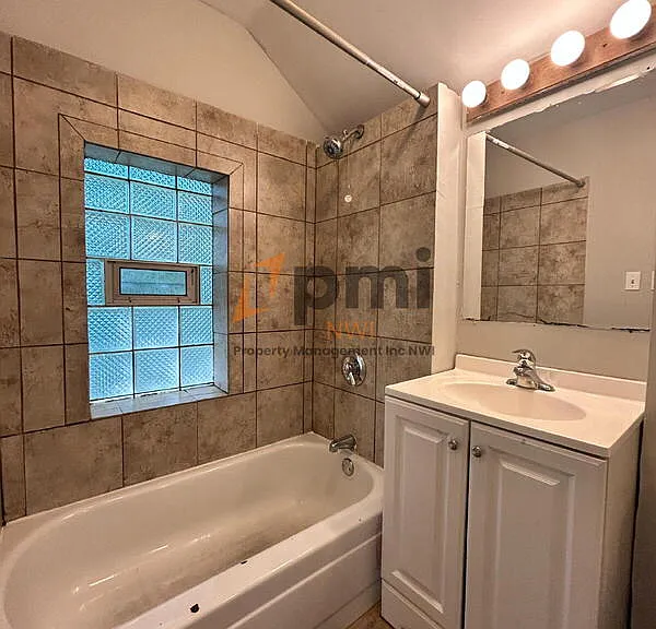 6136-6138 Ray Ave #6138 RAY AVE — Photo 11