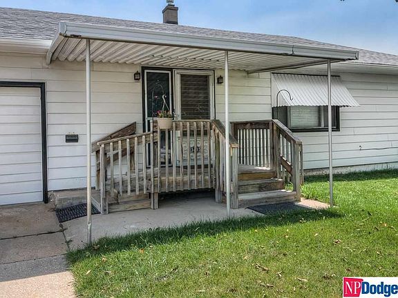 2nd image of 5605 N 42nd St