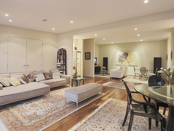 5th image of 1600 Post Oak Blvd #902/903
