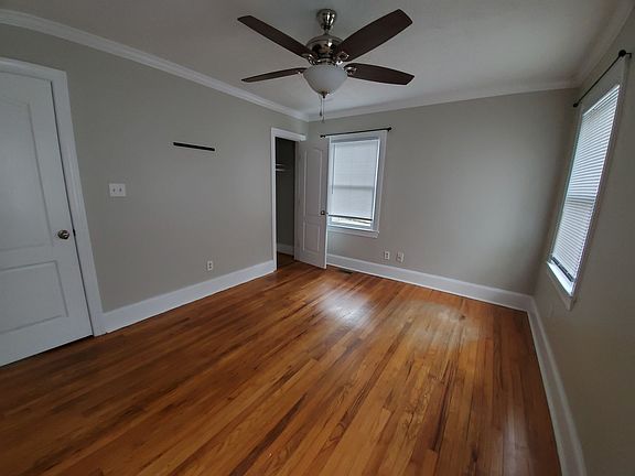 5th image of 213 Brainerd Ave