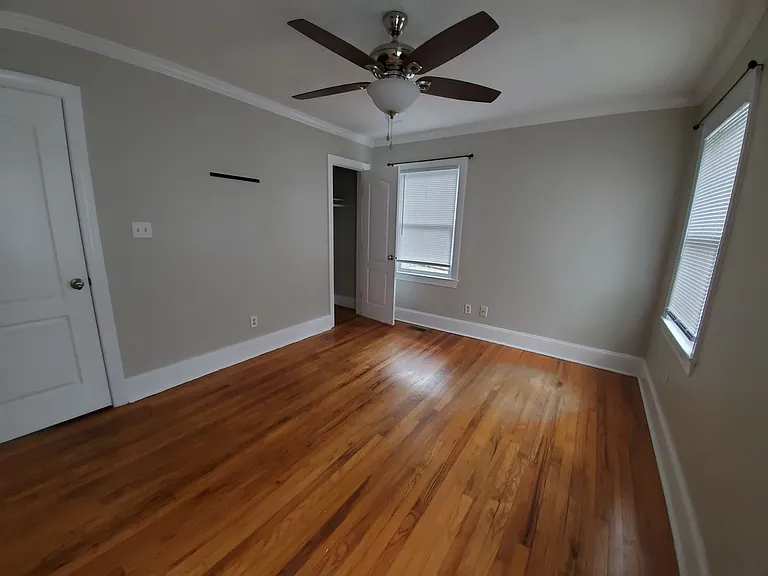 213 Brainerd Ave — Photo 5