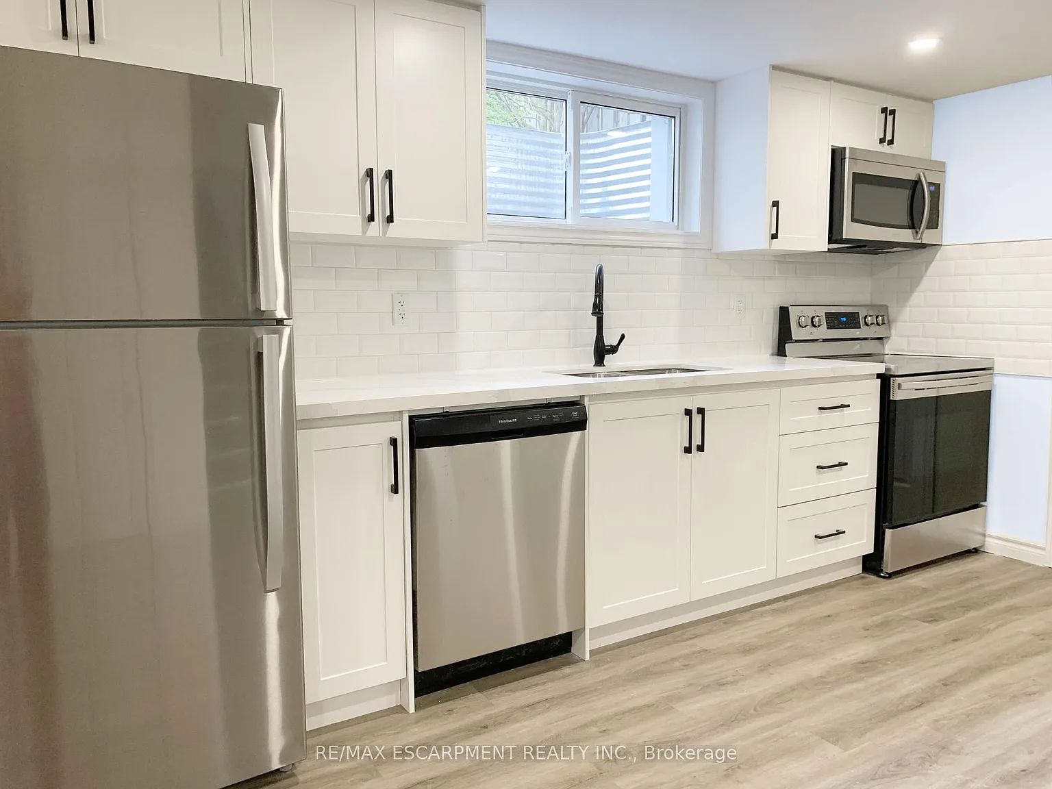 1 bed, $1,800 — Photo 2