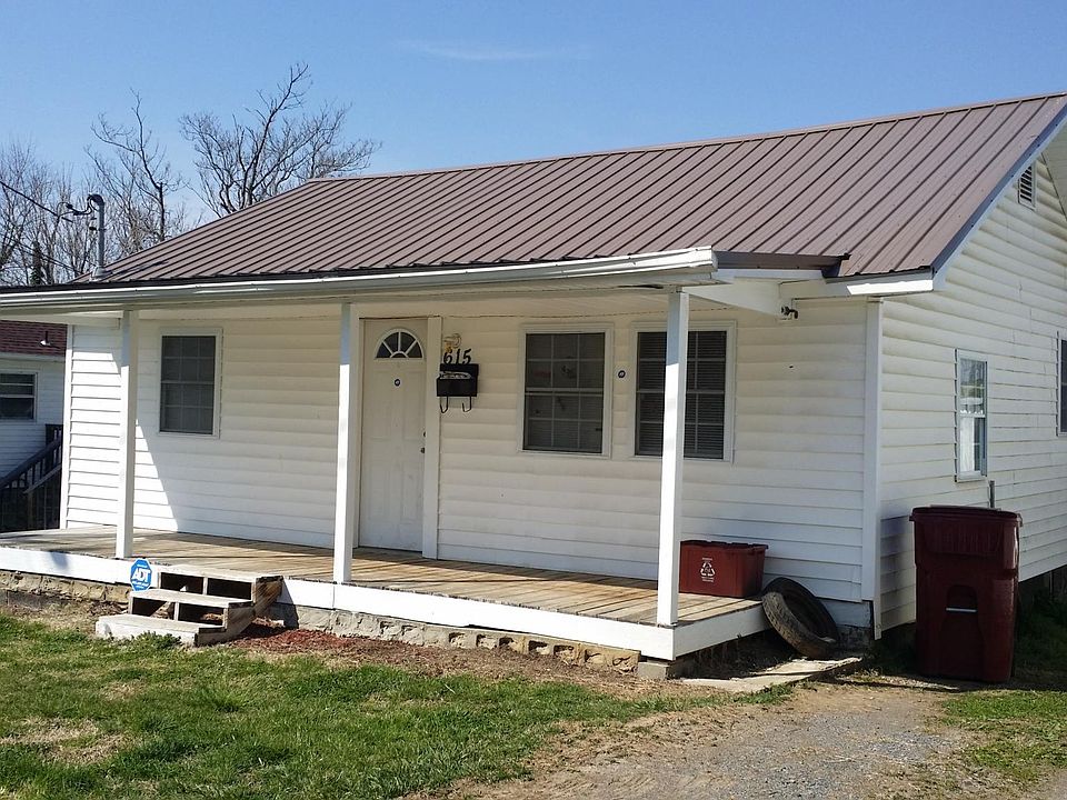 1st image of 615 Pine St E