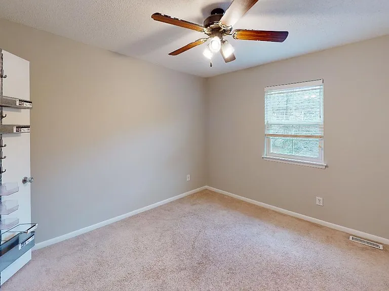 3280 Heathstead Pl — Photo 18