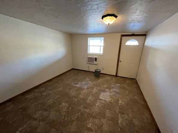 Rent Sux - 506 N 14th Street