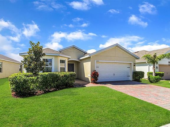 2nd image of 10513 Canal Brook Ln