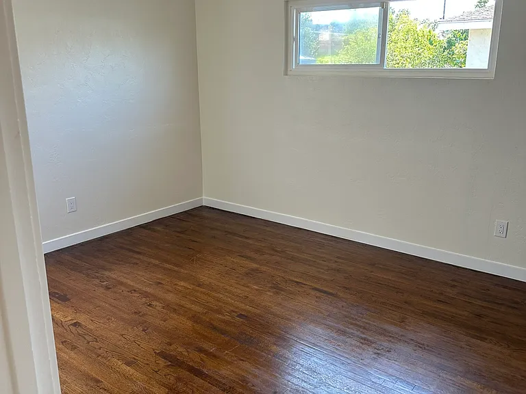 1169 Hilltop Dr — Photo 11