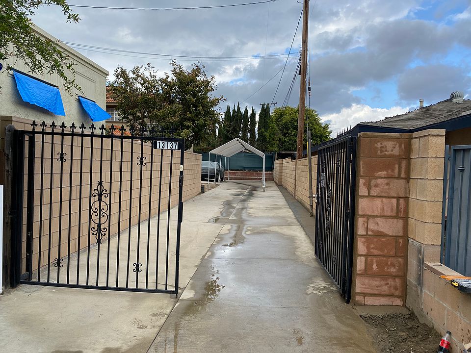 2nd image of 13137 Dart St
