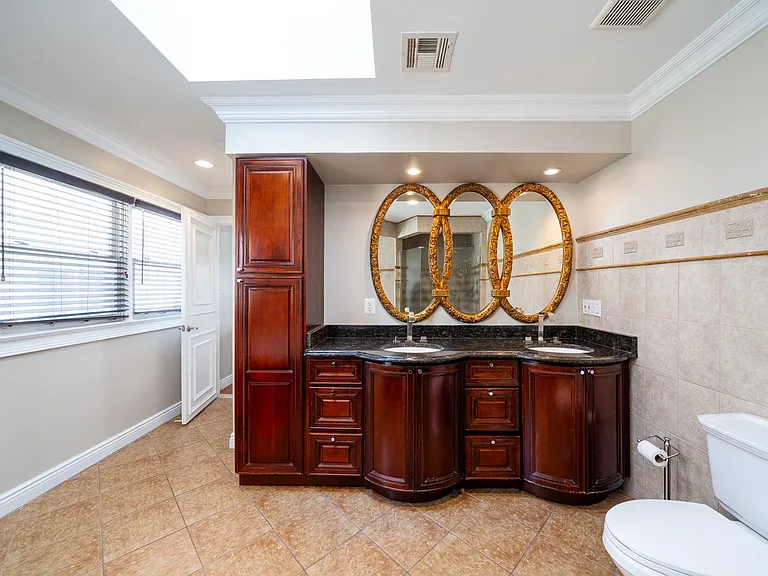 105 E Morris Ave — Photo 12