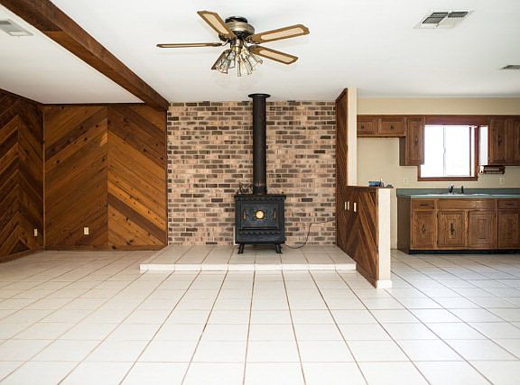 2nd image of 799 Sea Willow Dr