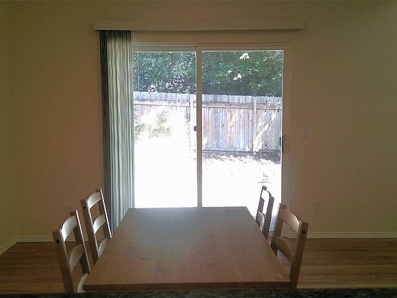 5th image of 11518 SE 221st Pl