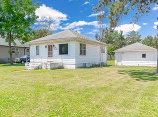 290 N 1st Ave, Coal City, IL 60416