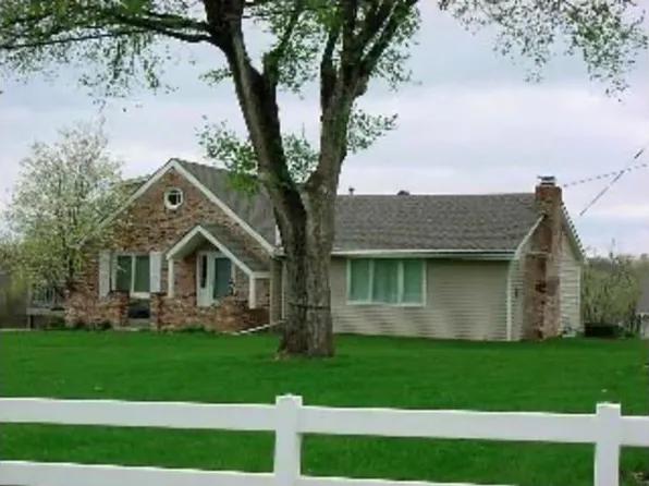 19913 139th St, Basehor, KS 66007