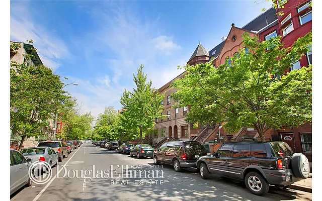 Rented by Douglas Elliman | media 8