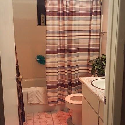 5th image of 6029 E Evergreen St