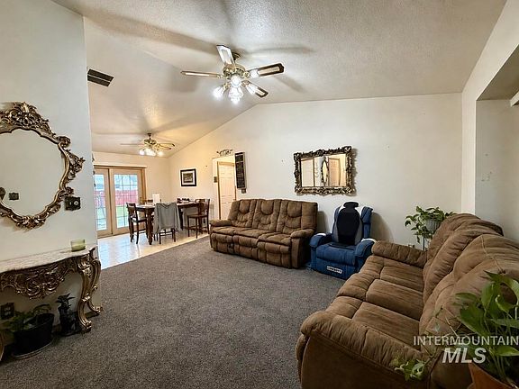 2nd image of 2917 Janis Way