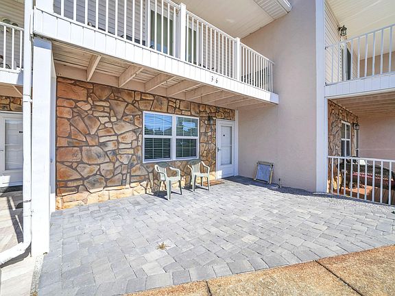 4th image of 241 Ellis Rd Unit 36