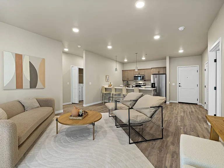 10Bedrock Apartments — Photo 7
