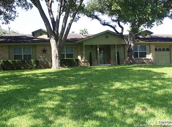 2nd image of 145 Doris Dr