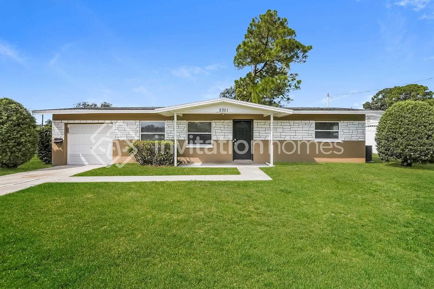 5301 15th Ave N Saint Petersburg, FL 33710 — Photo 1