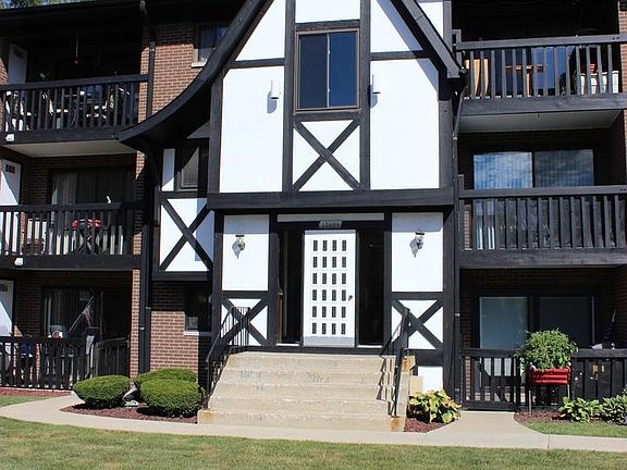 4th image of 13609 S Lamon Ave APT 605