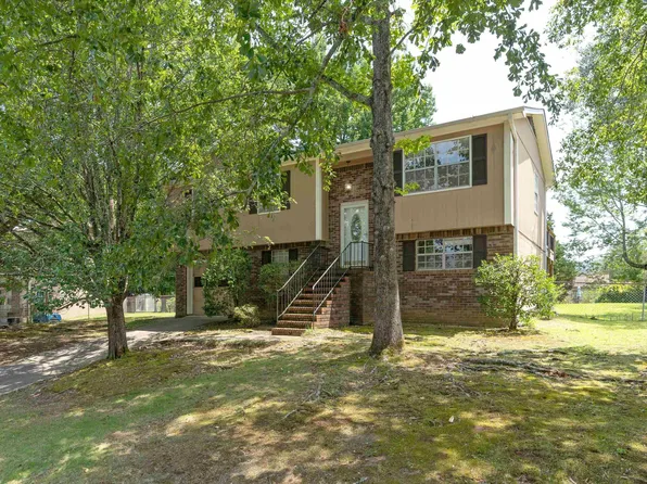 5100 Briarwood Cir, Pinson, AL 35126