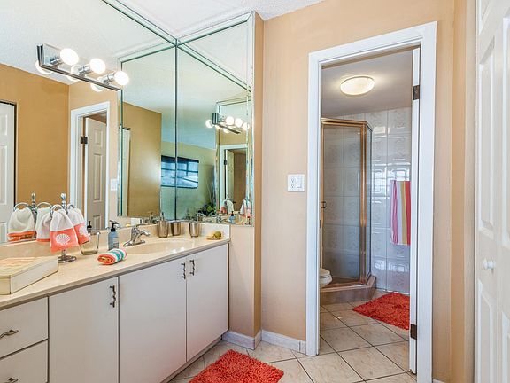 5th image of 7135 Collins Ave APT 1125