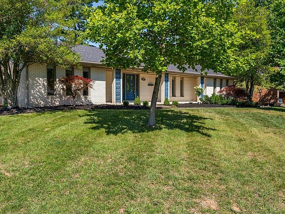 3rd image of 3287 Nantucket Dr