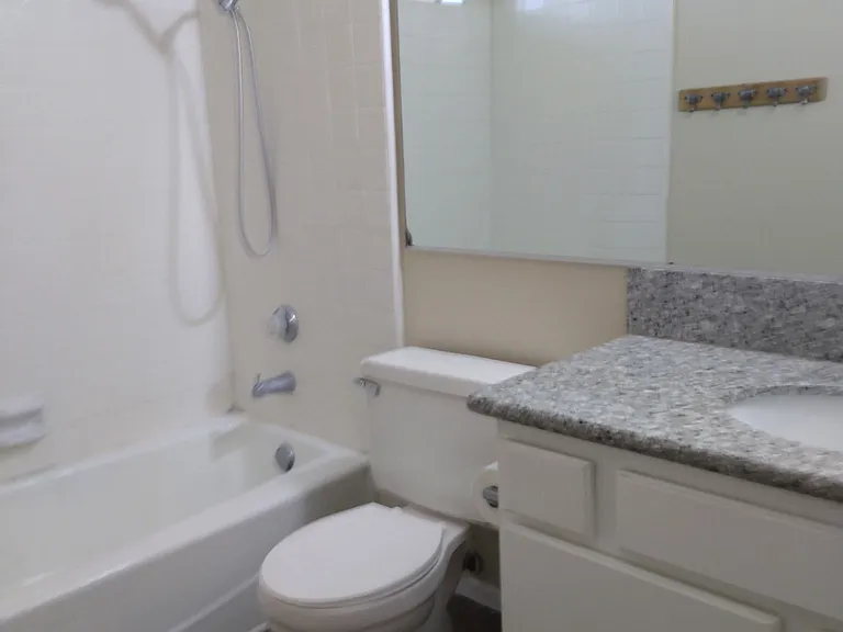 1423 E Sail Ave #1423 — Photo 3