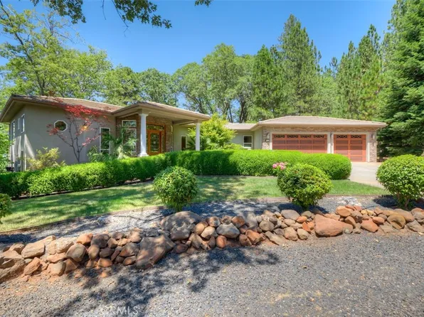 15111 Woodland Park Dr, Forest Ranch, CA 95942